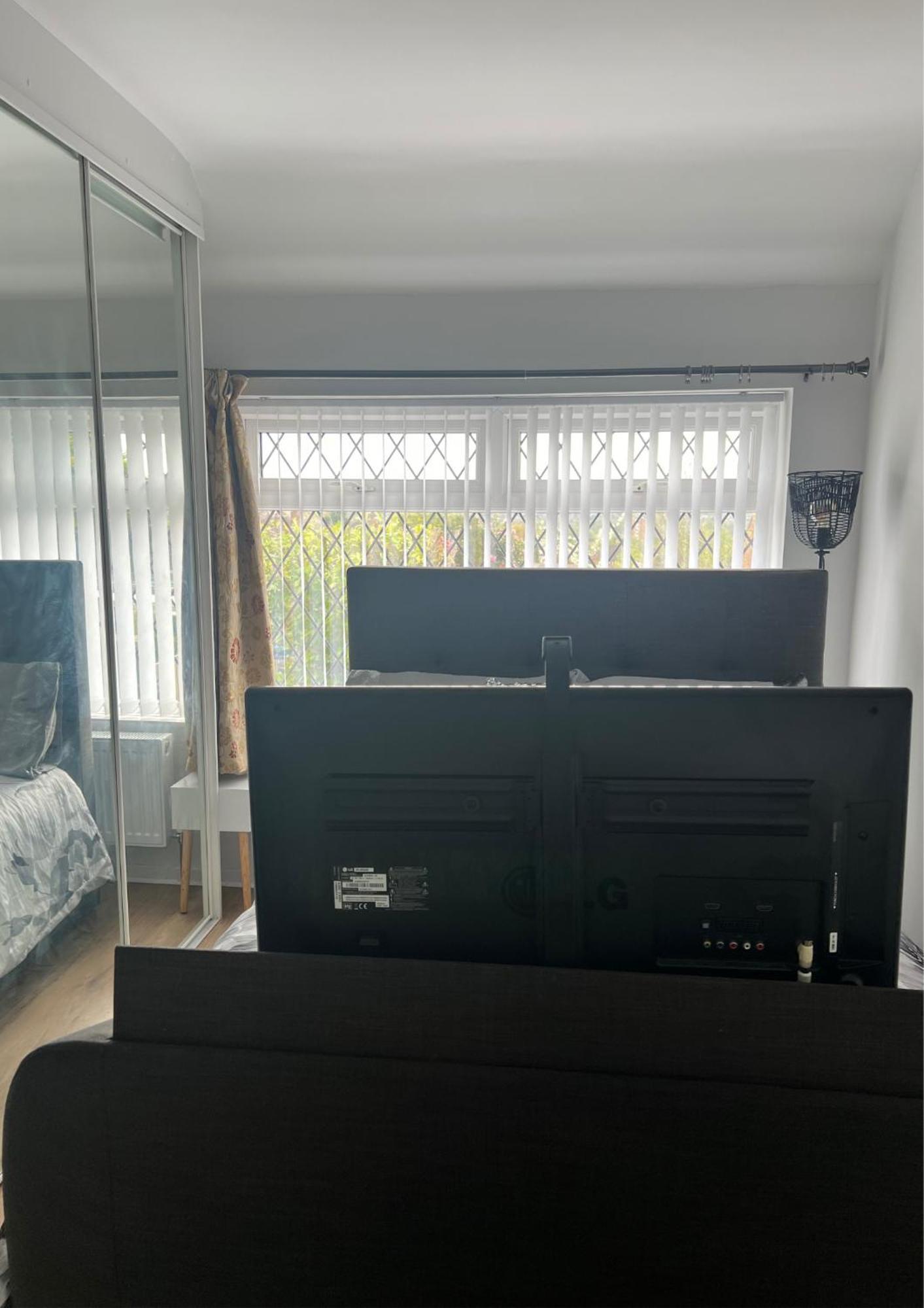 Double Room In Great Barr Near M5 - M6 - Parking - Tv Bed-Garden 伯明翰 外观 照片